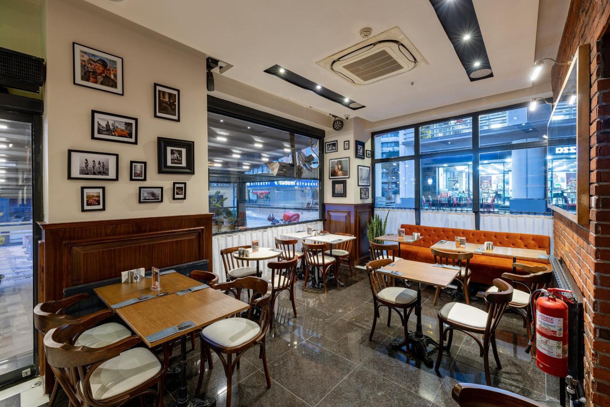Hay Hotel Alsancak อิซมีร์ ภายนอก รูปภาพ