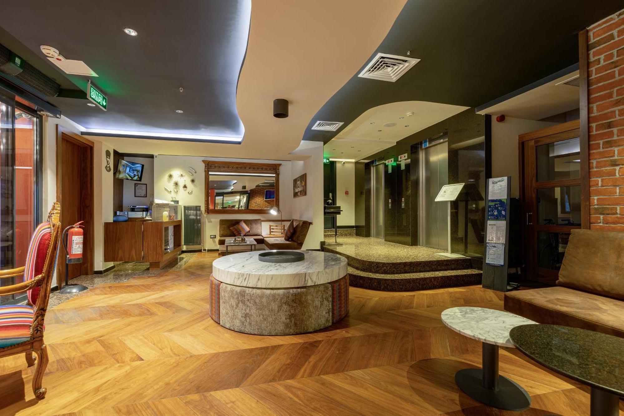 Hay Hotel Alsancak อิซมีร์ ภายนอก รูปภาพ