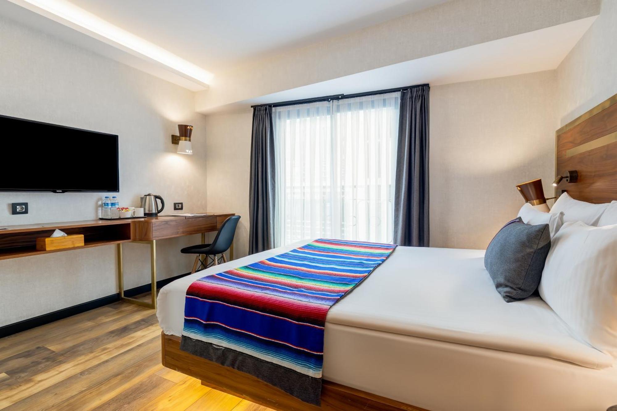 Hay Hotel Alsancak อิซมีร์ ภายนอก รูปภาพ