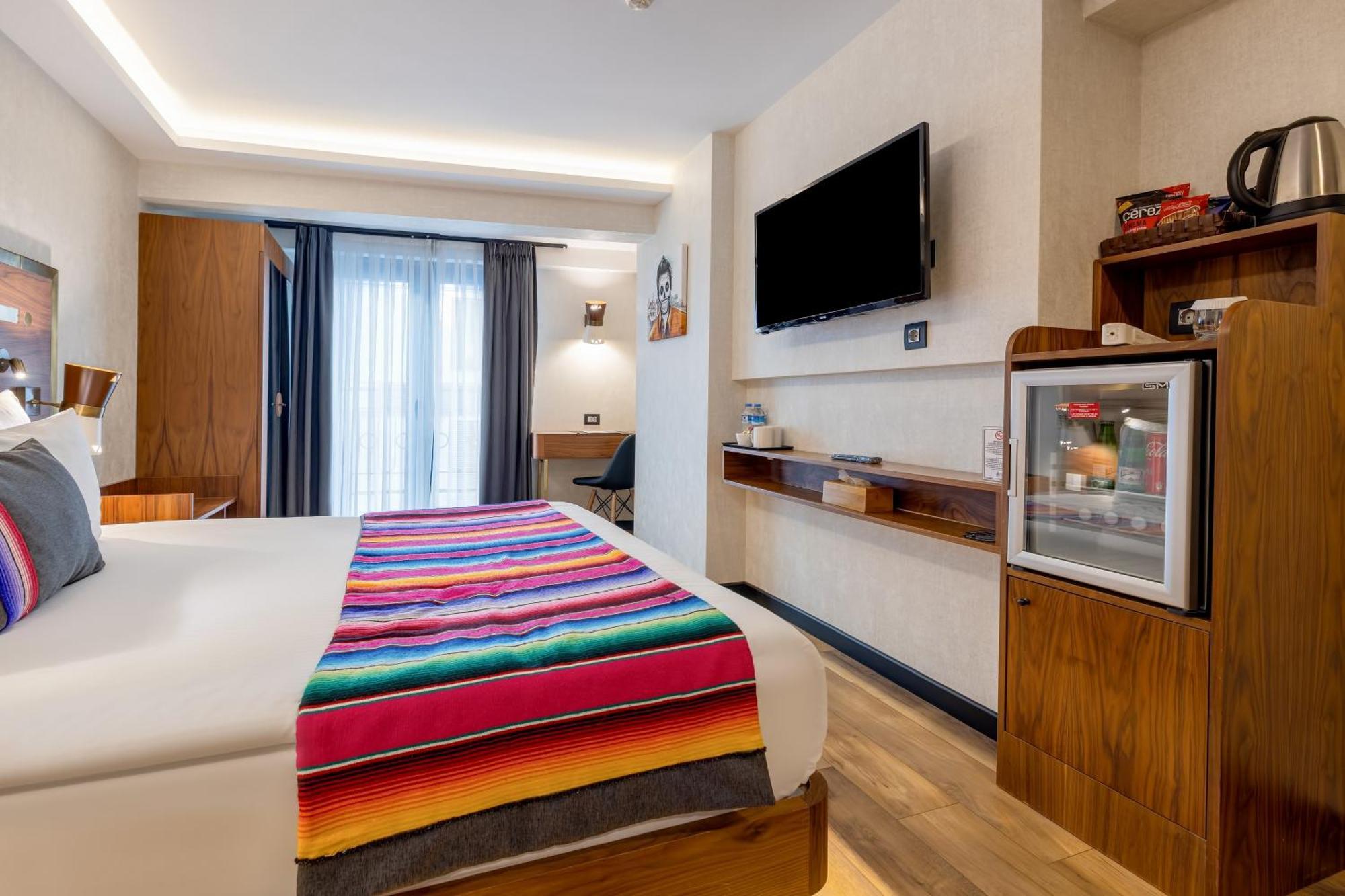 Hay Hotel Alsancak อิซมีร์ ภายนอก รูปภาพ